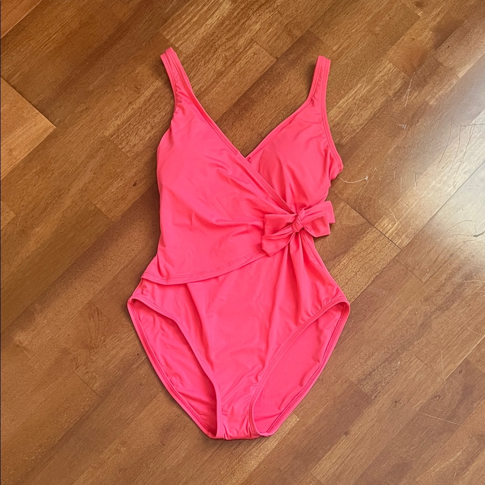 TOMMY BAHAMA SWIMSUIT